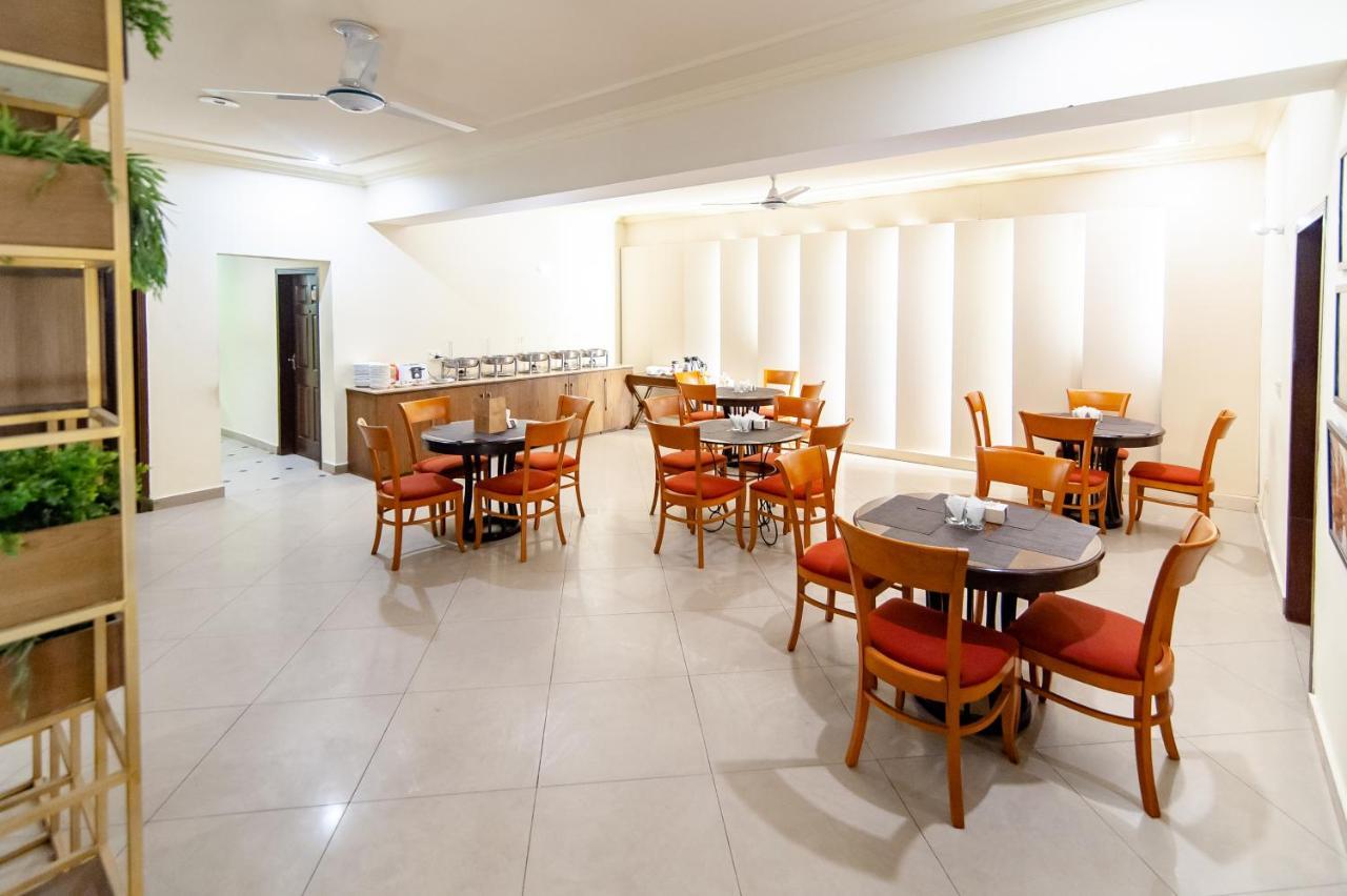 Shelton'S Rezidor Islamabad Exterior foto